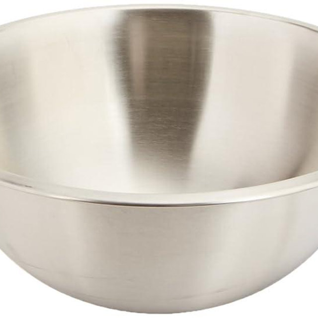 CRESTWARE 8-Quart Stainless Steel Professional Mixing Bowl, 1mm Thick, Silver (MBP08)
