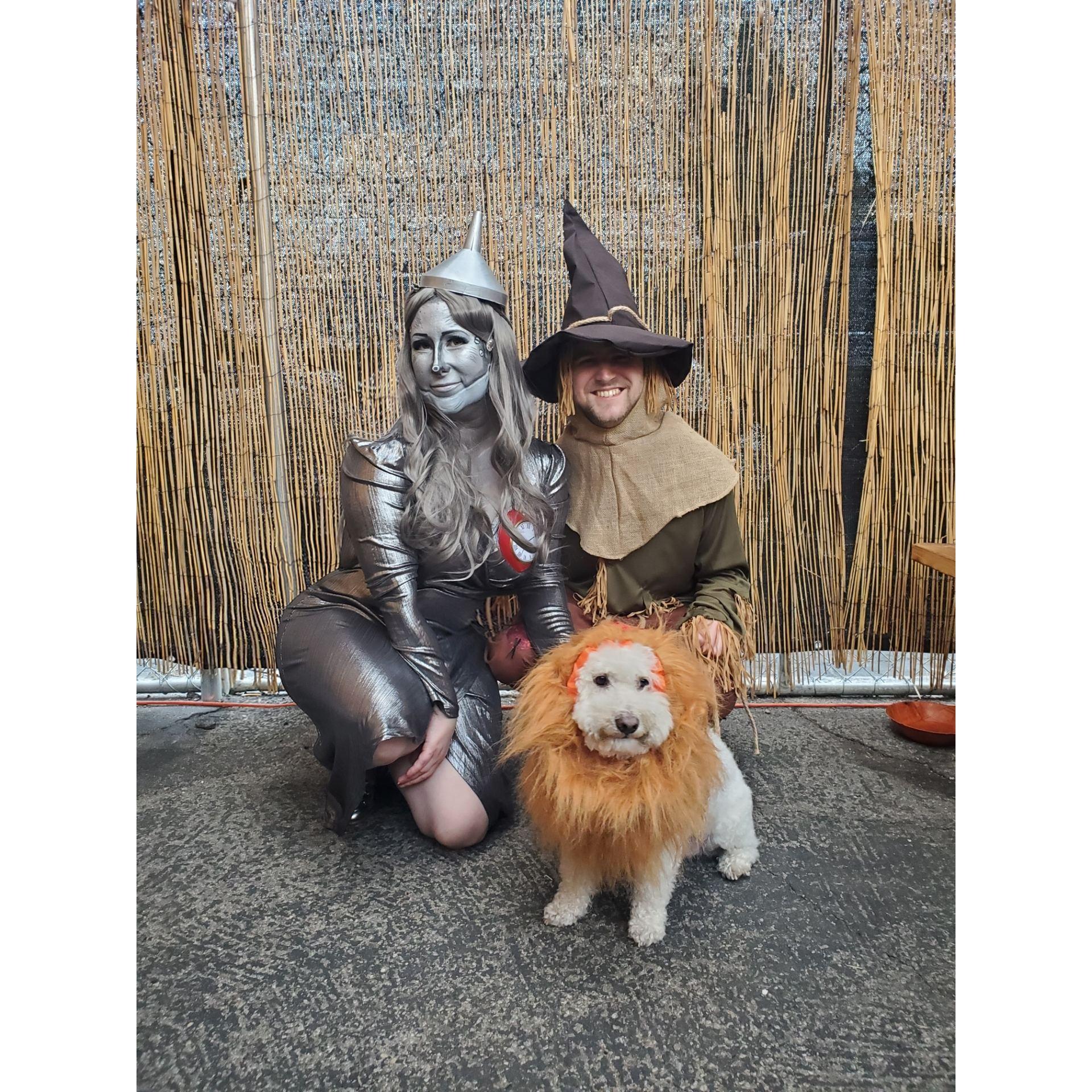 Halloween 2021: Bri was the Tin Man, Kevin the Scarecrow, and Winslow was the Cowardly Lion! It was a dog costume contest, and Winslow won in a tie for third place.