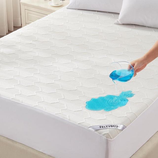 King Size Waterproof Mattress Protector, Bamboo Cooling Mattress Pad Cover 3D Air Fabric, Breathable Noiseless Bed Mattress Pad Fitted with Deep Pocket 8"- 21" Machine Washable