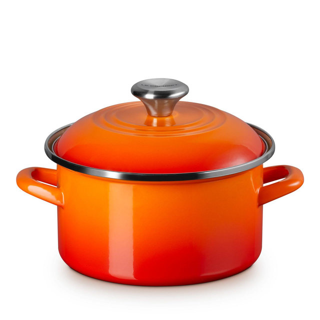 Le Creuset 3.8 Quart Petite Stockpot