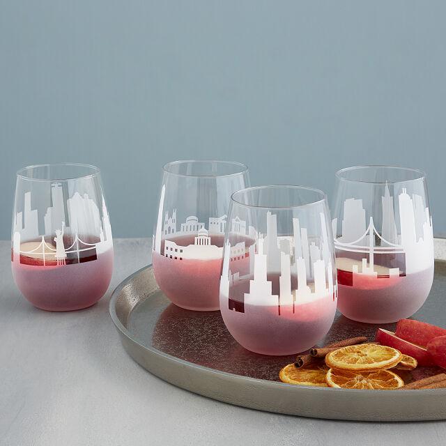 Etched Skyline Wine Glass - Chicago