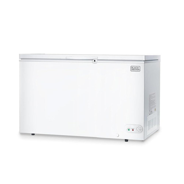 BLACK+DECKER 13 Cu. Ft. Chest Freezer, Deep Freezer with Top Opening, Freezer Chest with Removable Storage Basket, Mechanical Temperature Control, Manual Defrost, R600a Refrigerant,BCF1300E,White
