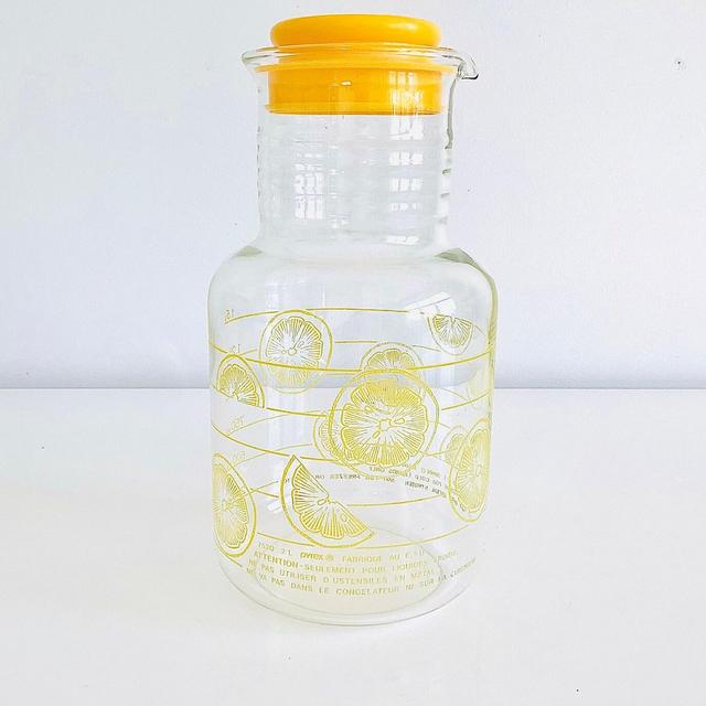 Vintage Pyrex Lemonade Carafe / Large 2...