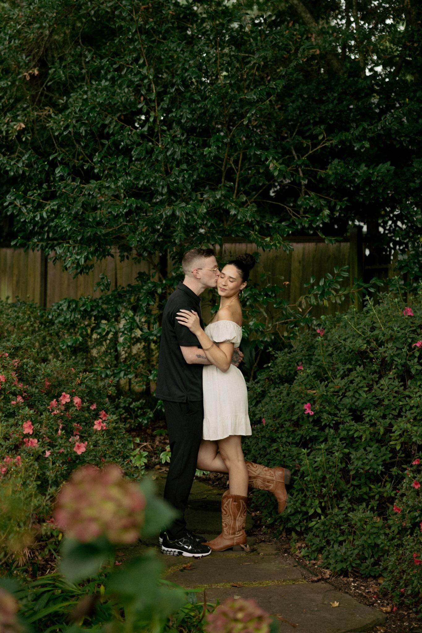 The Wedding Website of Rosalinda Martinez and Sean Higgins