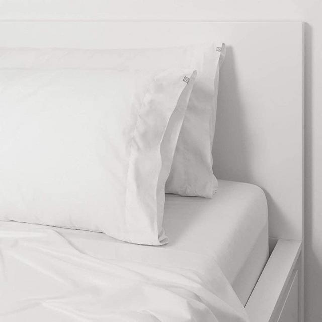 Silvon Anti-Acne Silk-Soft Bed Sheets Set, Woven with Pure Antimicrobial Silver | King Size, White