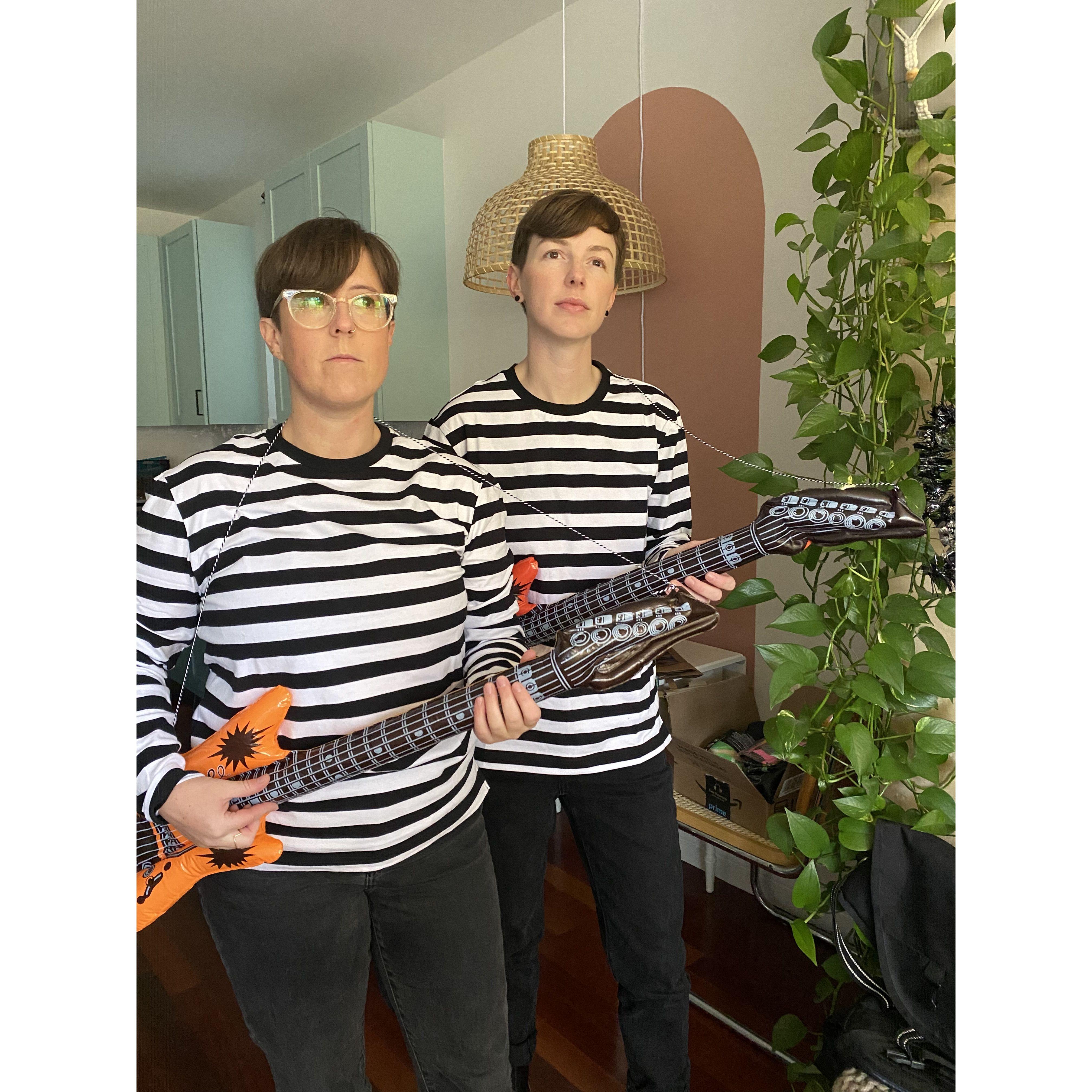 Is that Tegan and Sara?