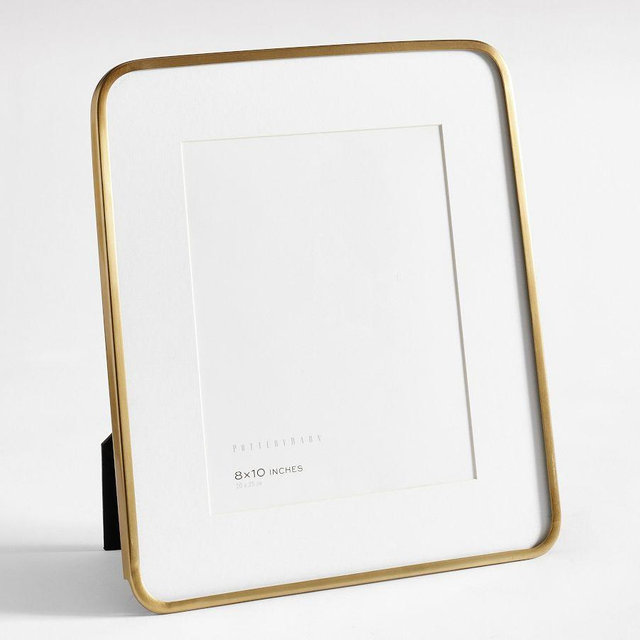 Radius Frame 8"x10" Brass