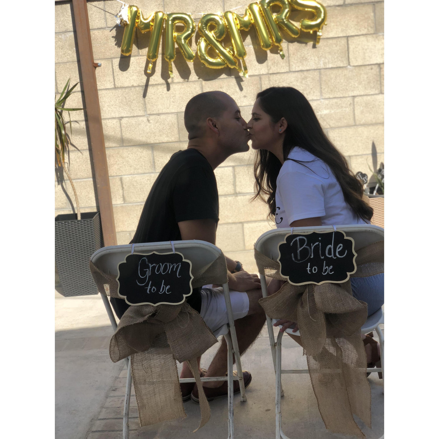 MR & MRS