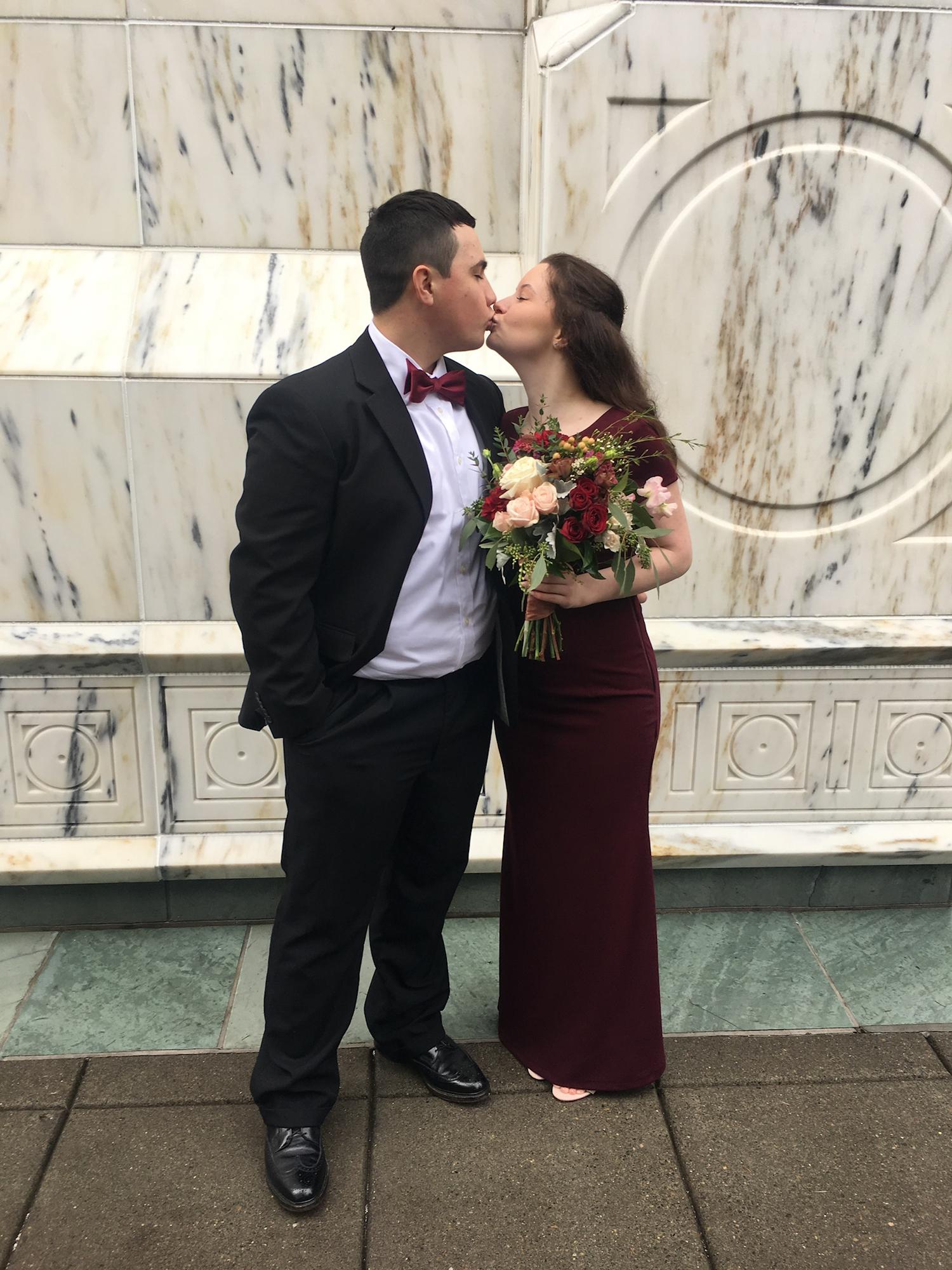 Maya and Dustin attending the wedding of her sister in 2019.