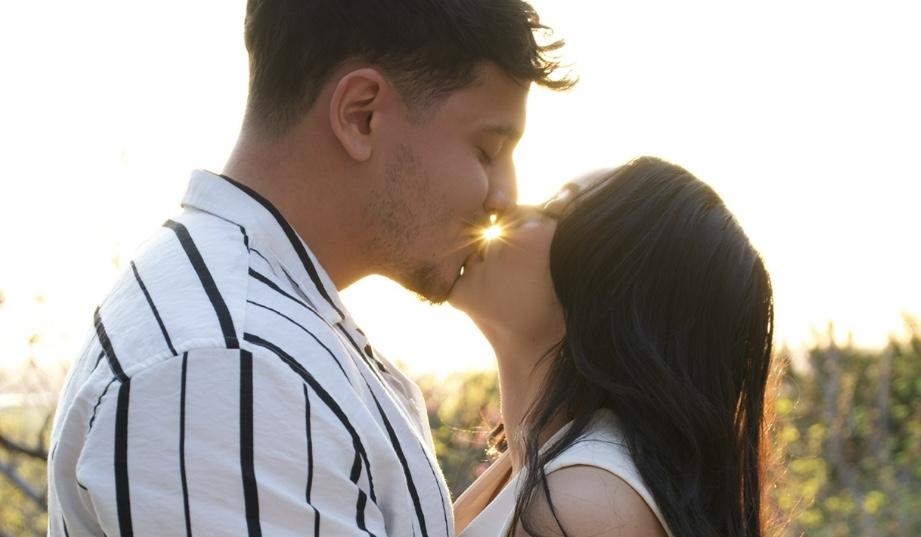 The Wedding Website of Ezabell Velasquez and Moises Velasquez