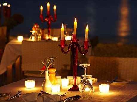Romantic dinner in Bali
