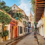 Explore the Old City (Centro Histórico)