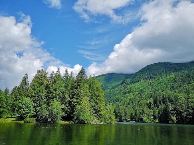 The Wedding Website of Josie Stacey and Tesla Smith