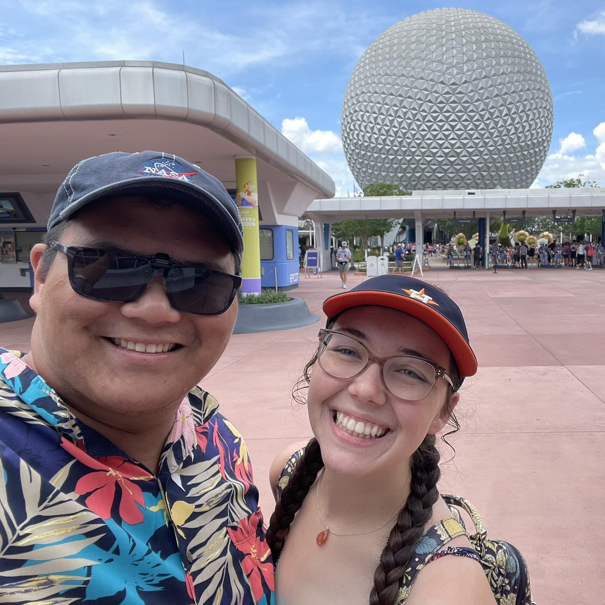 Epcot baaaaallll 🪩