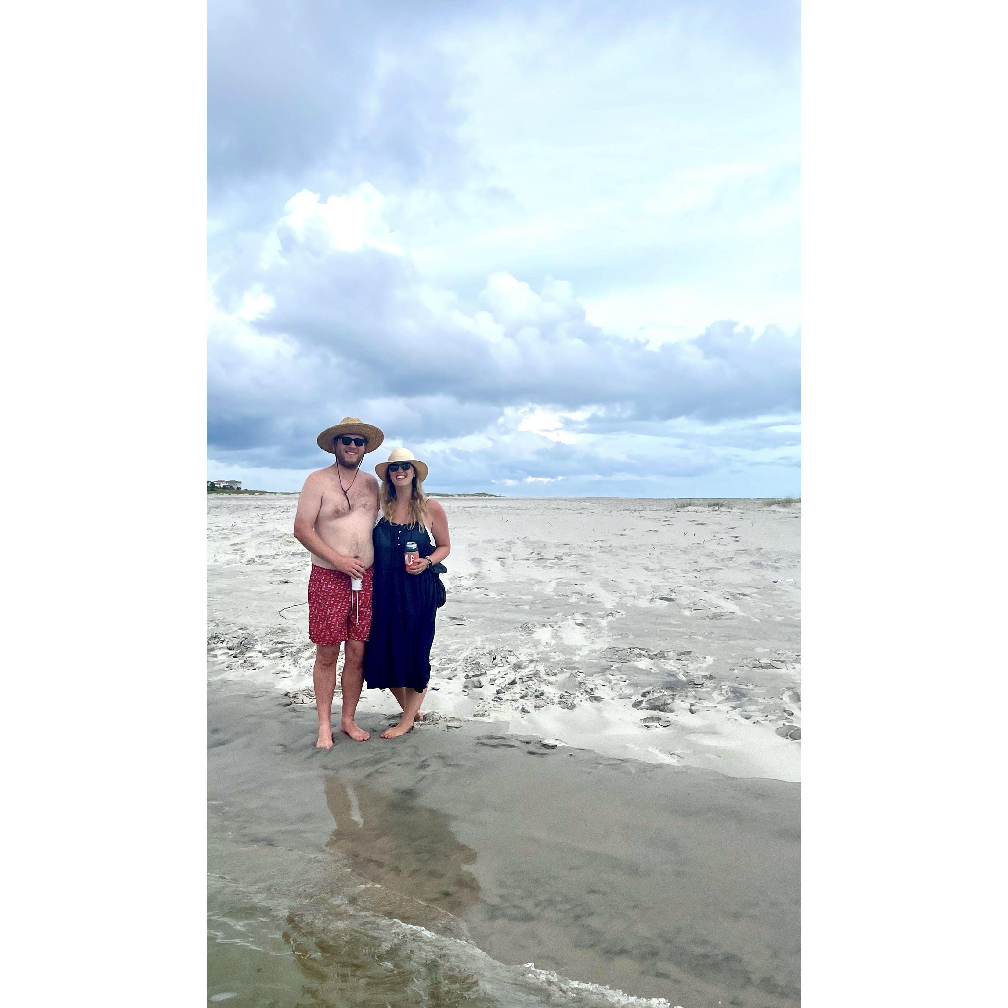 Beaching the boat with Hillary and Brodie!