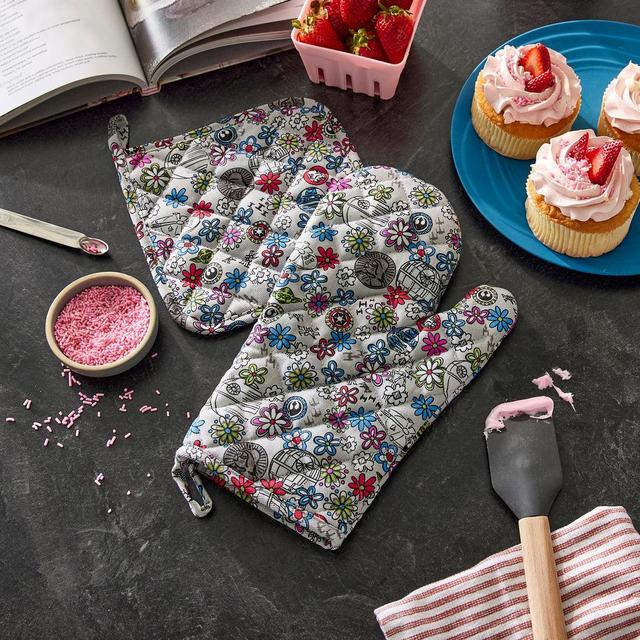 Star Wars™ Pot Holder & Oven Mitt Set