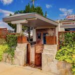 Brick Vault Brewery and Barbecue-Marathon