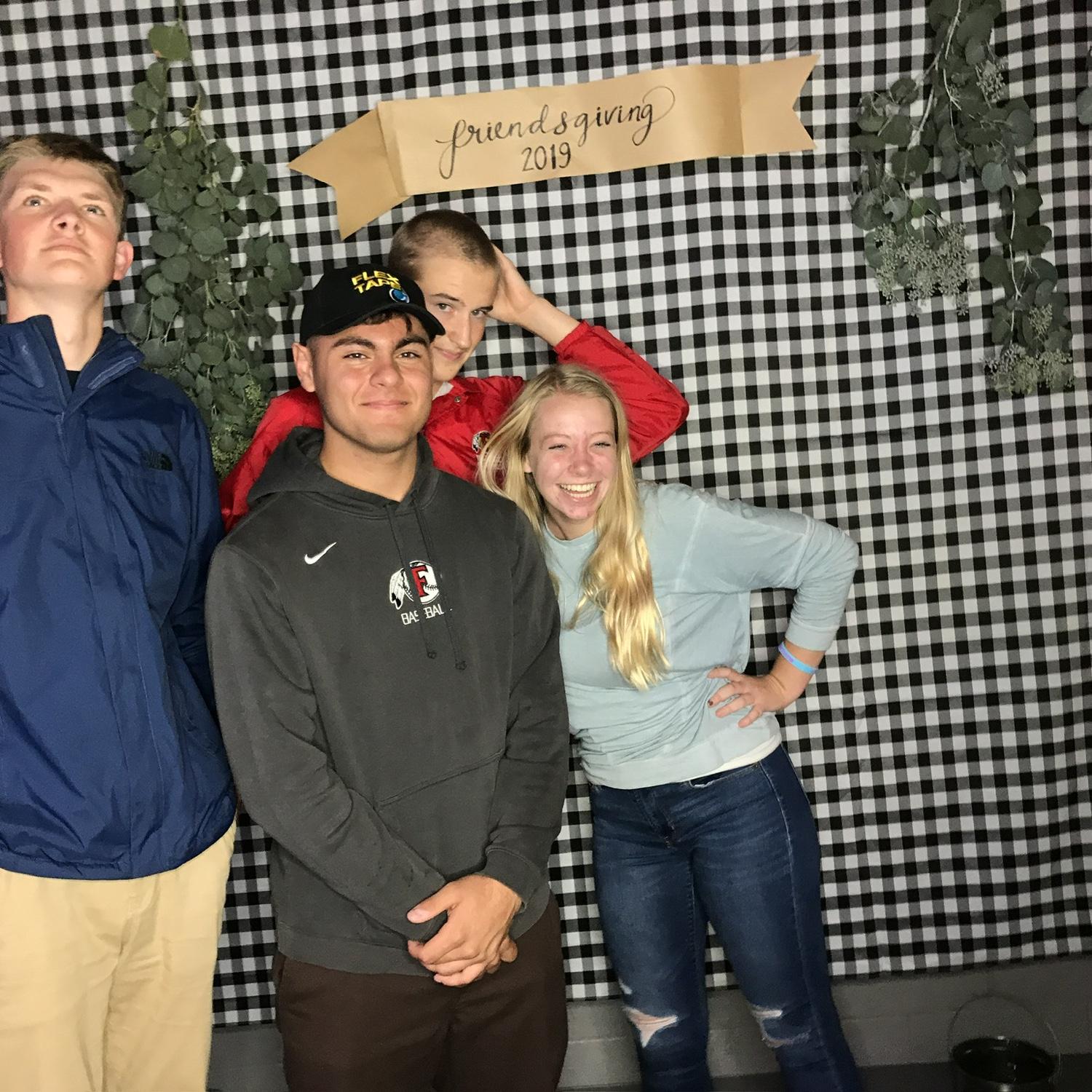 Volume Friendsgiving