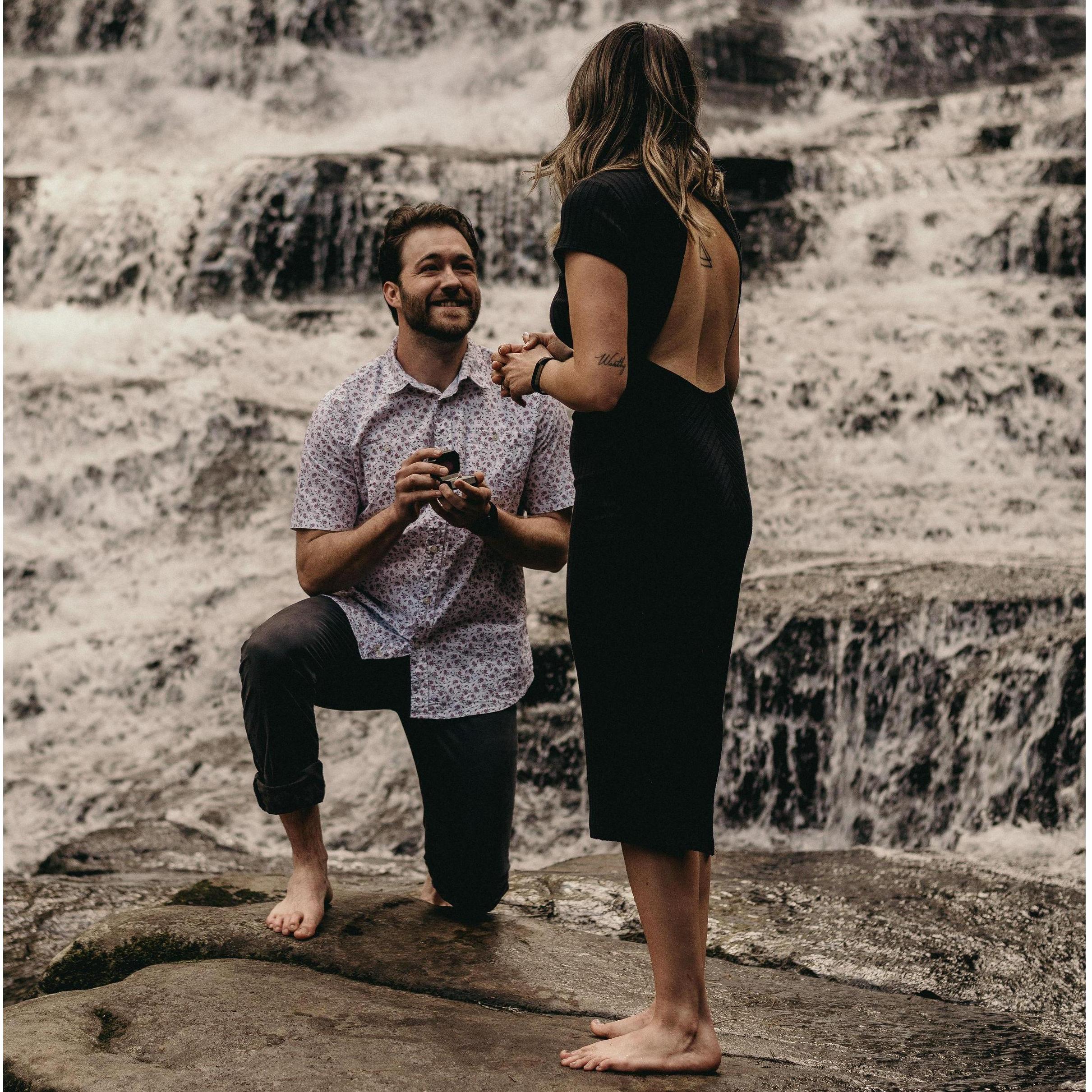 out at Minnehaha Falls, Justin asked Julia to spend the rest of her life with him.