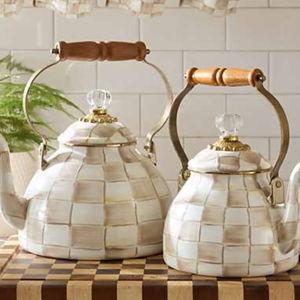 Mocha Check 2 Quart Tea Kettle