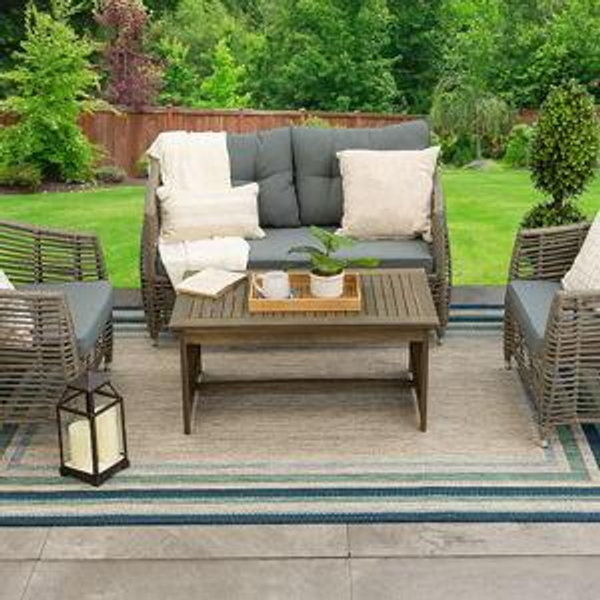allen + roth with STAINMASTER Blue Green Border 6 x 9 (ft) Loomed Polypropylene Blue-green Rectangular Outdoor Border Hose Washable Pet Friendly Area rug