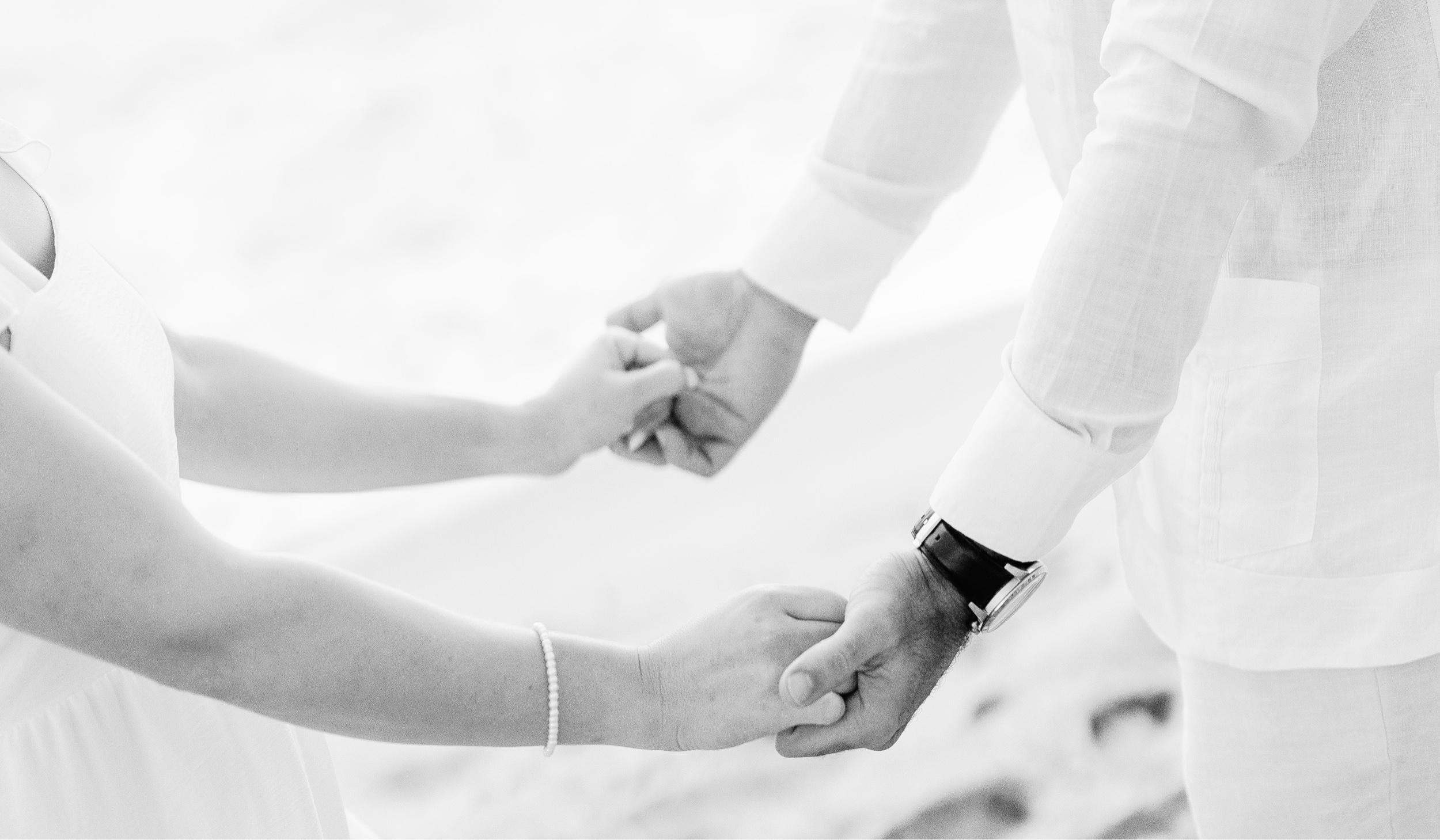 The Wedding Website of Christina Averhoff and Eduardo Perez