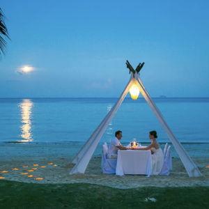 Beach Dinner in Thailand