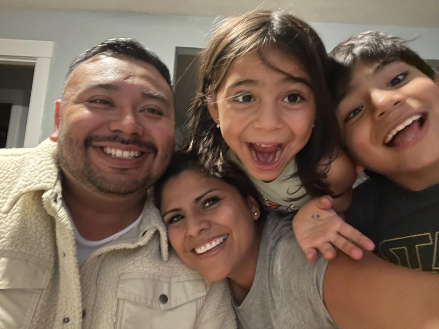 The Wedding Website of Mary Cabrera and Eddie Jimenez