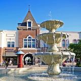 Levis Commons