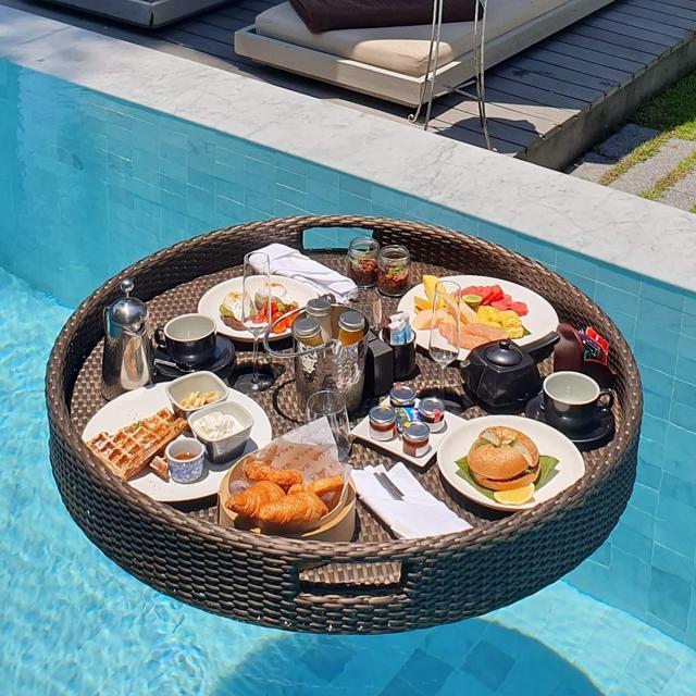 Honeymoon Floating Pool Breakfast