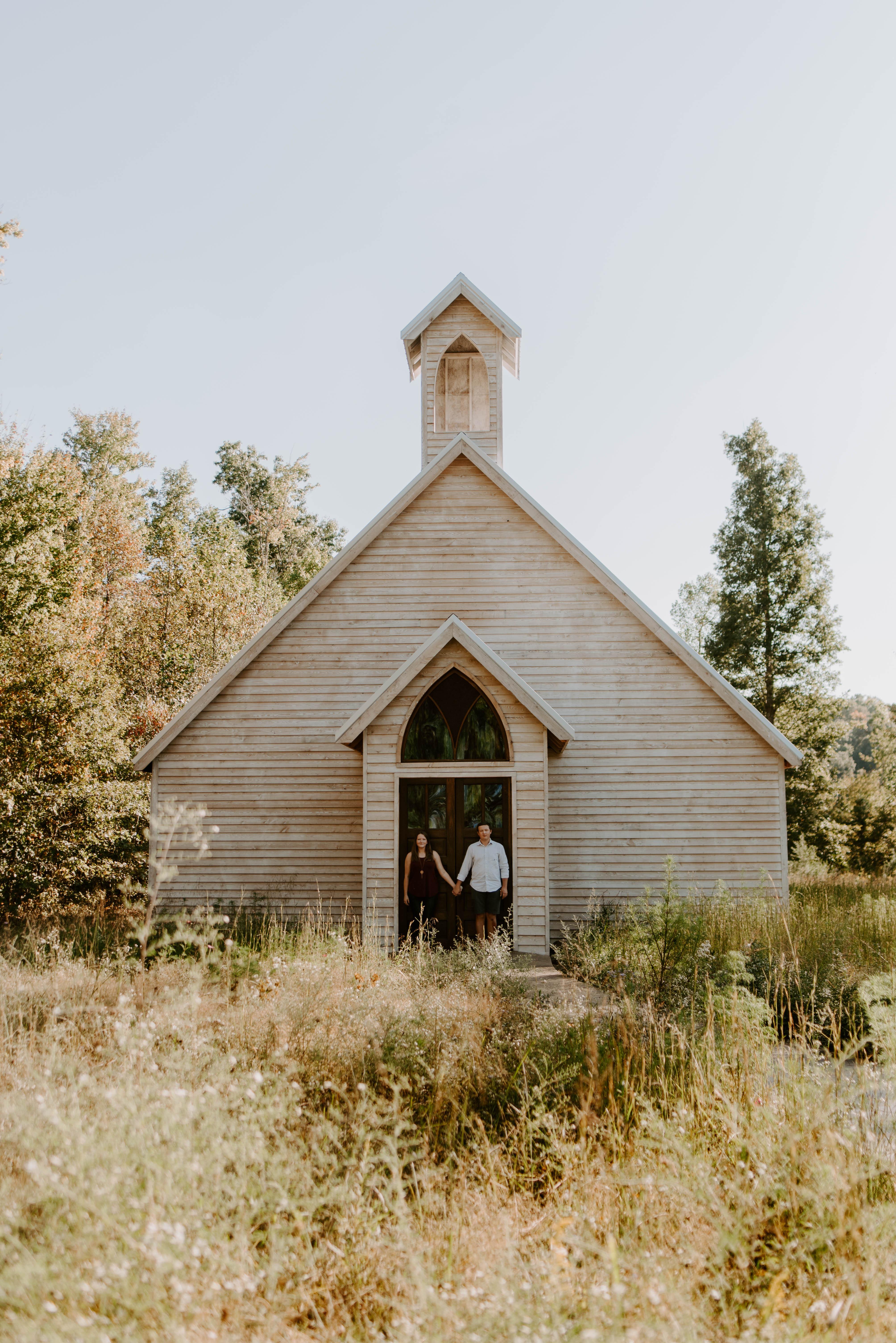 The Wedding Website of Emily Hutchinson and Joseph Browning
