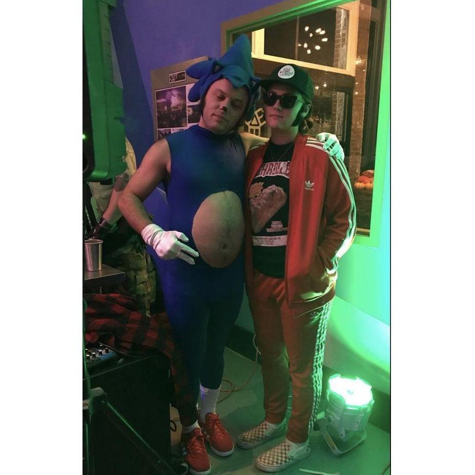 Baxter x2 (Bissell Halloween, 2018)