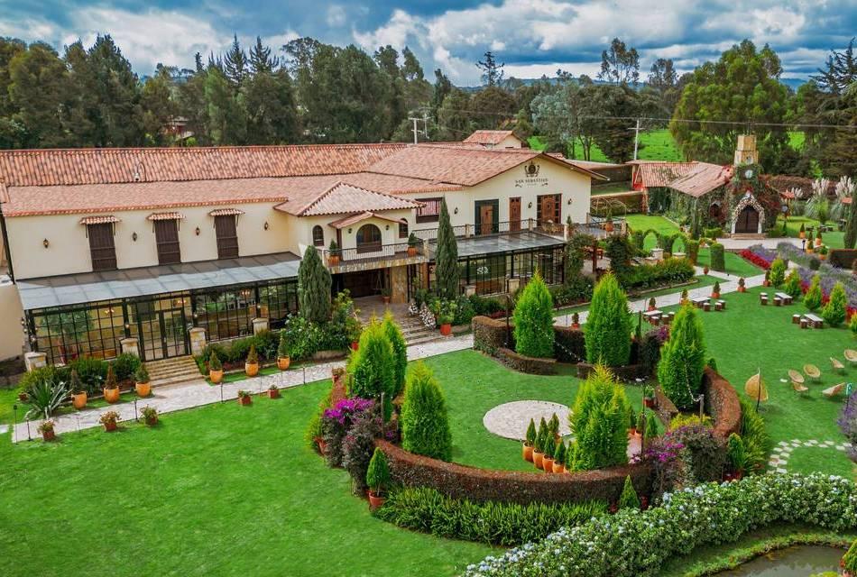 The Wedding Website of Valentina Garzon and Alejandro Garcia