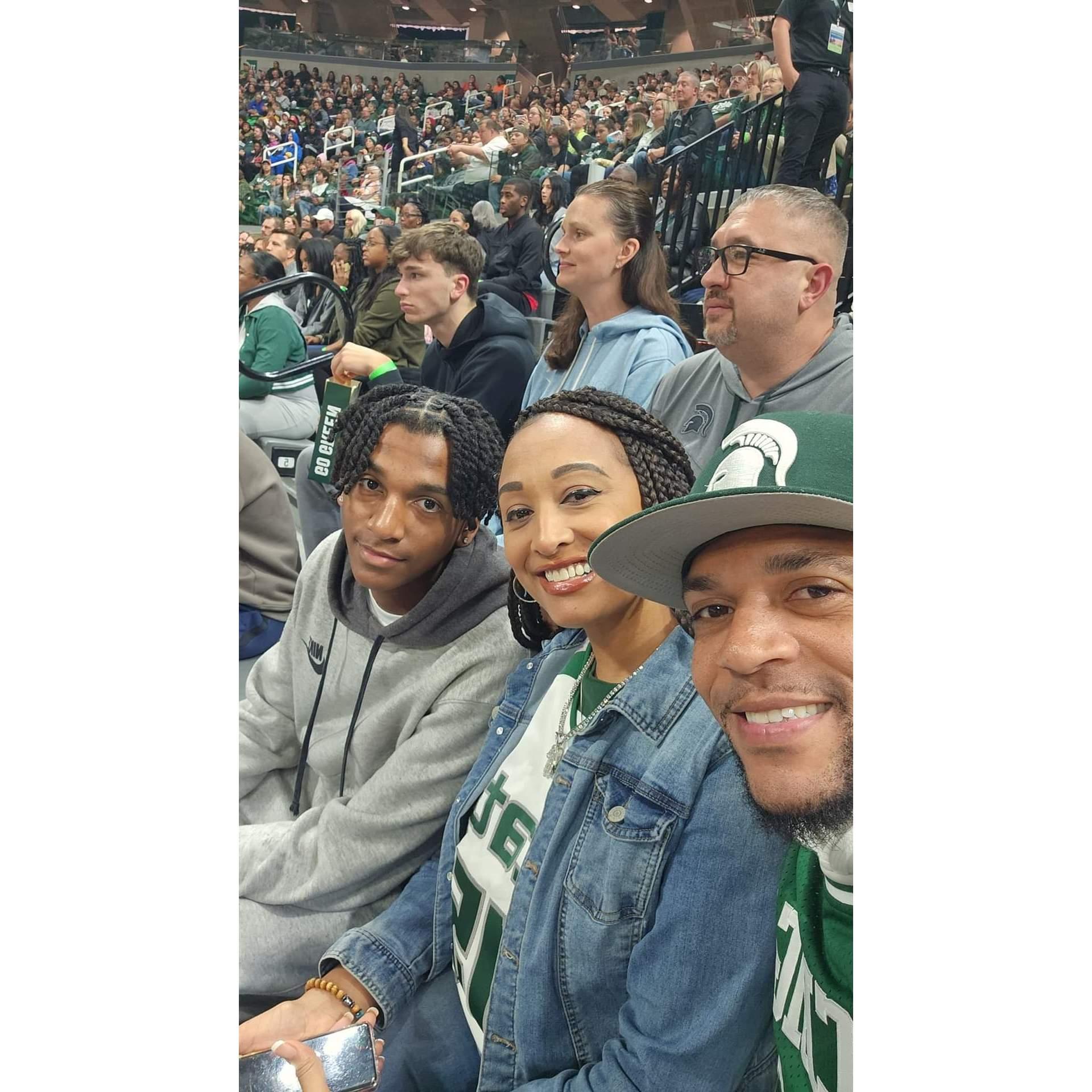 AJ, Sonsee, & DeMarcus at the Michigan State game. Go GREEN Go WHITE!!