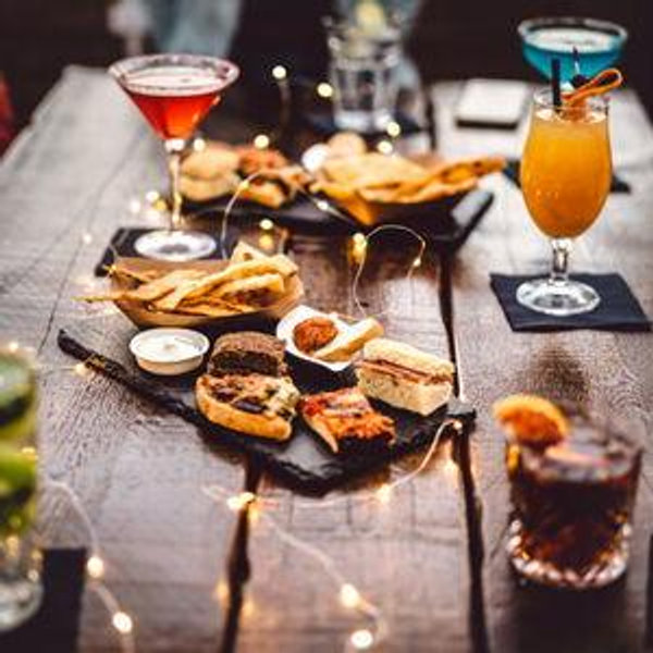 Food and Drinks During the Honeymoon