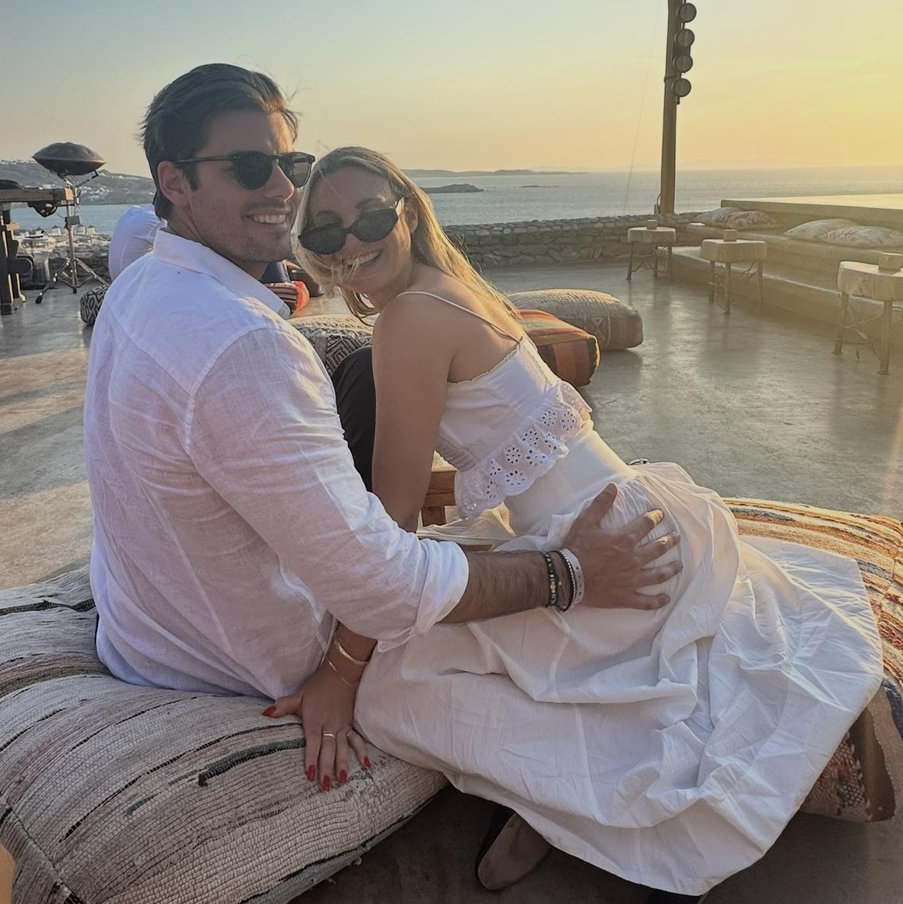 Contribute to our Dream Honeymoon Fund :)