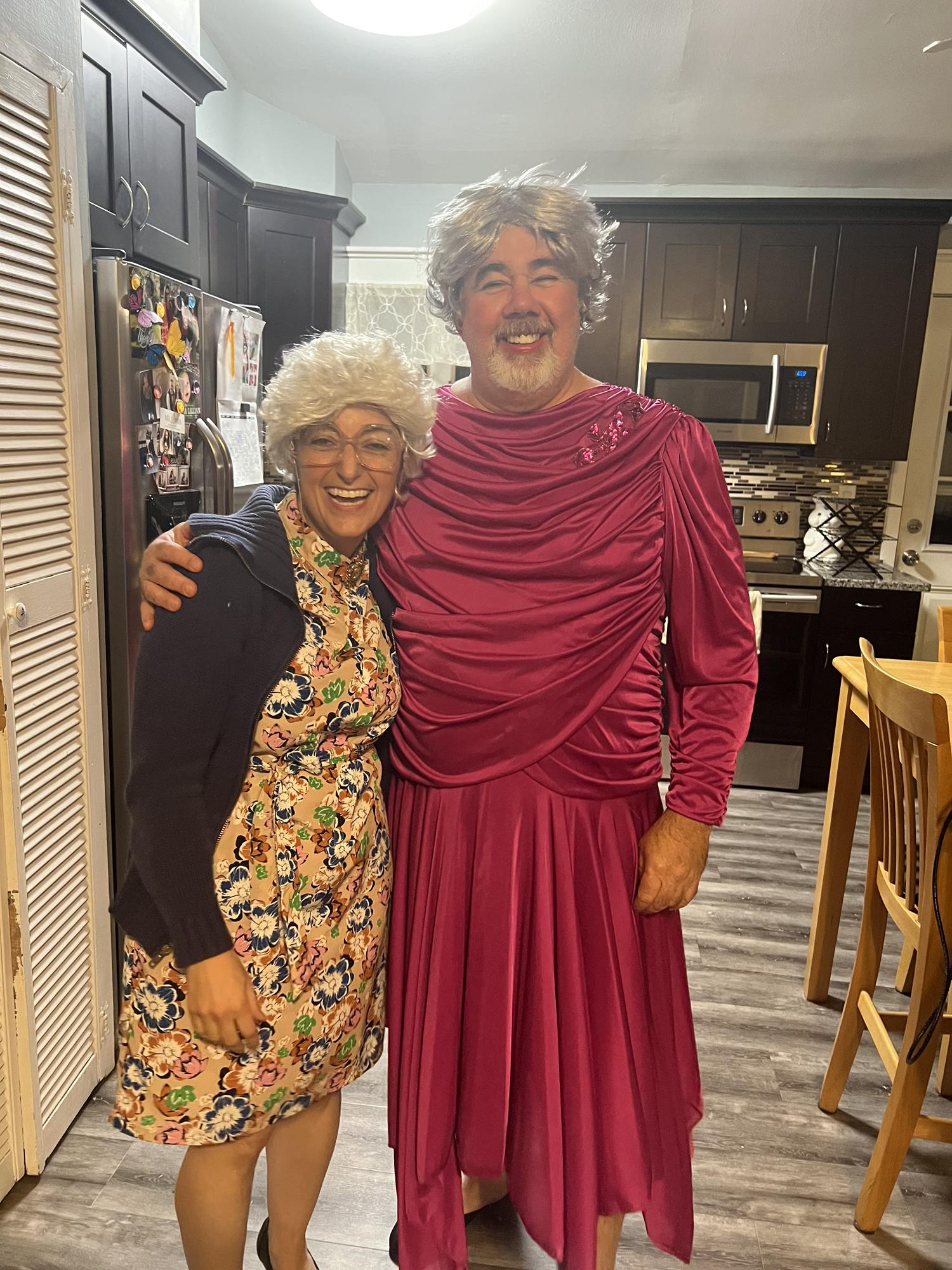 Golden Girls Sophia and Dorothy(played by Anita and Ray!😳). 
2022