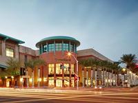 Fashion Square