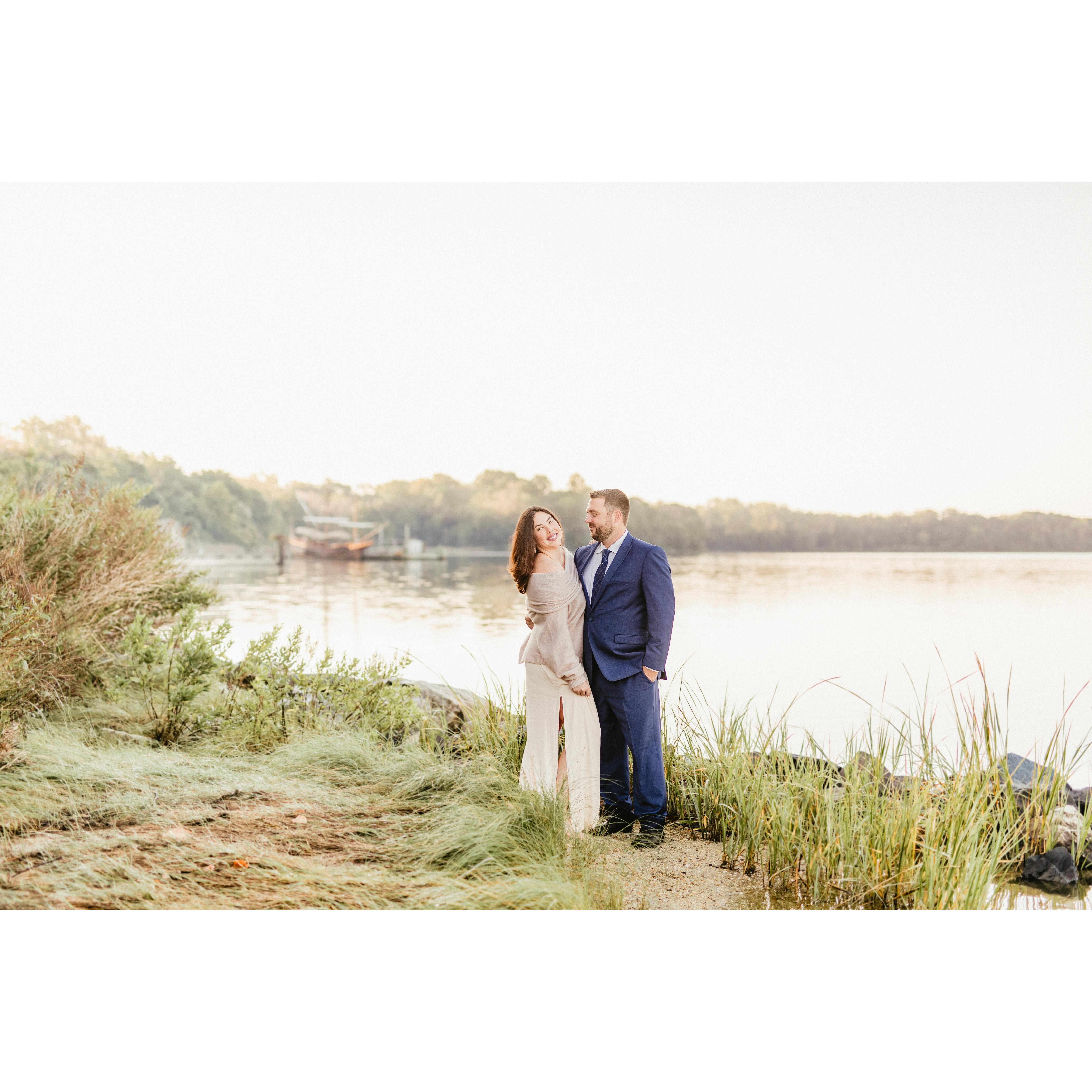 Engagement photos in Historic St. Mary's City