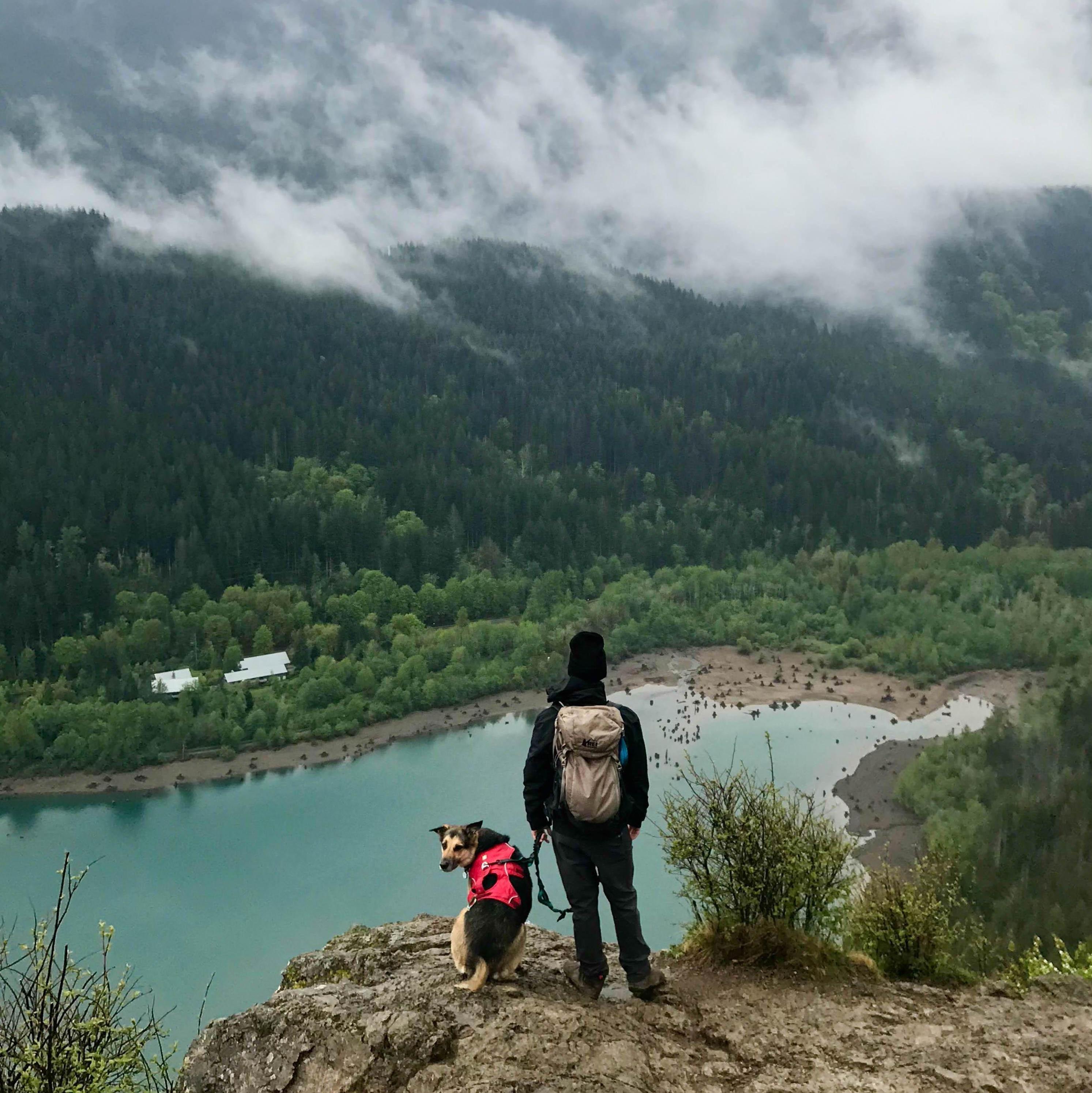 Rattlesnake Ledge in Washington