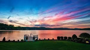 The Wedding Website of Kerry Morell and James Holdt