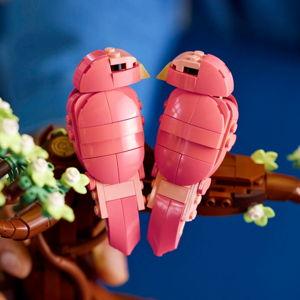 Love Birds 21365 | Ideas | Buy online at the Official LEGO® Shop US