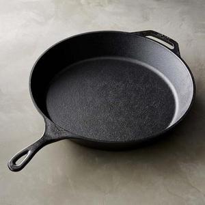 Lodge Cast Iron Skillet, 15 1/4"