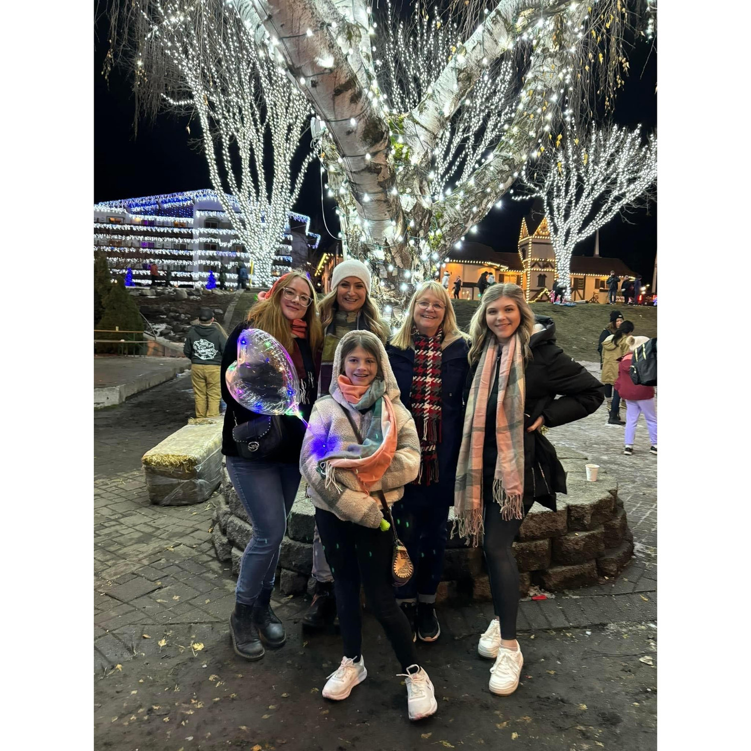Leavenworth Washington with the Ehrenfelt/Cole family. December 2023