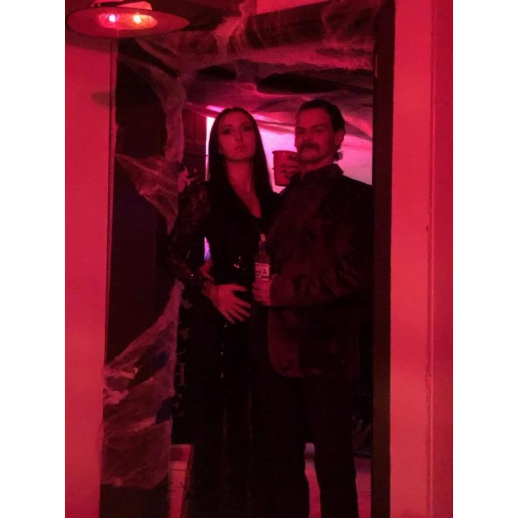 Morticia & Gomez