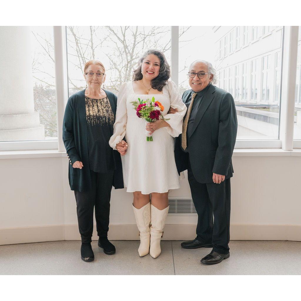 Lizzy's Mother, Suzy and Father, Jose