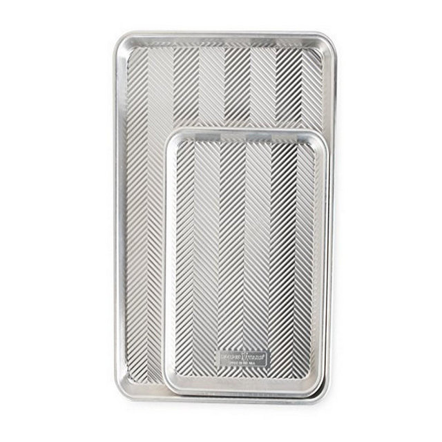 Nordic Ware 2 Piece Set Half Sheet Quarter Sheet