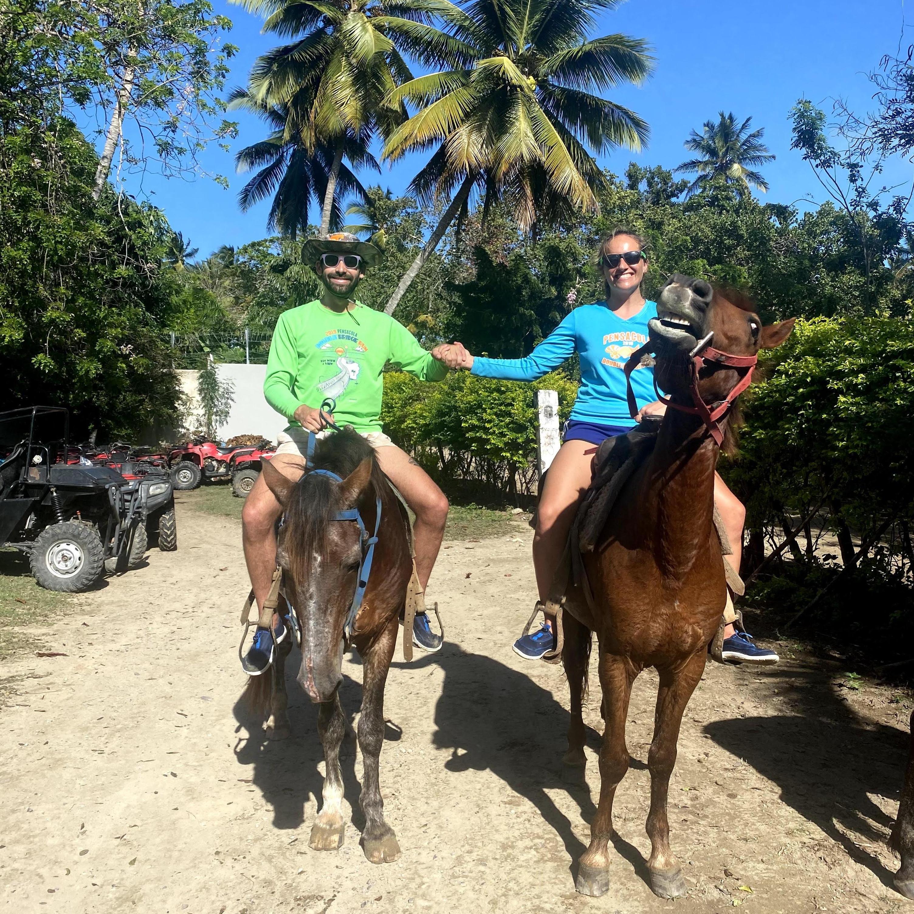 A recreation of the Costa Rica horse picture, my horse didn't want any part of it.