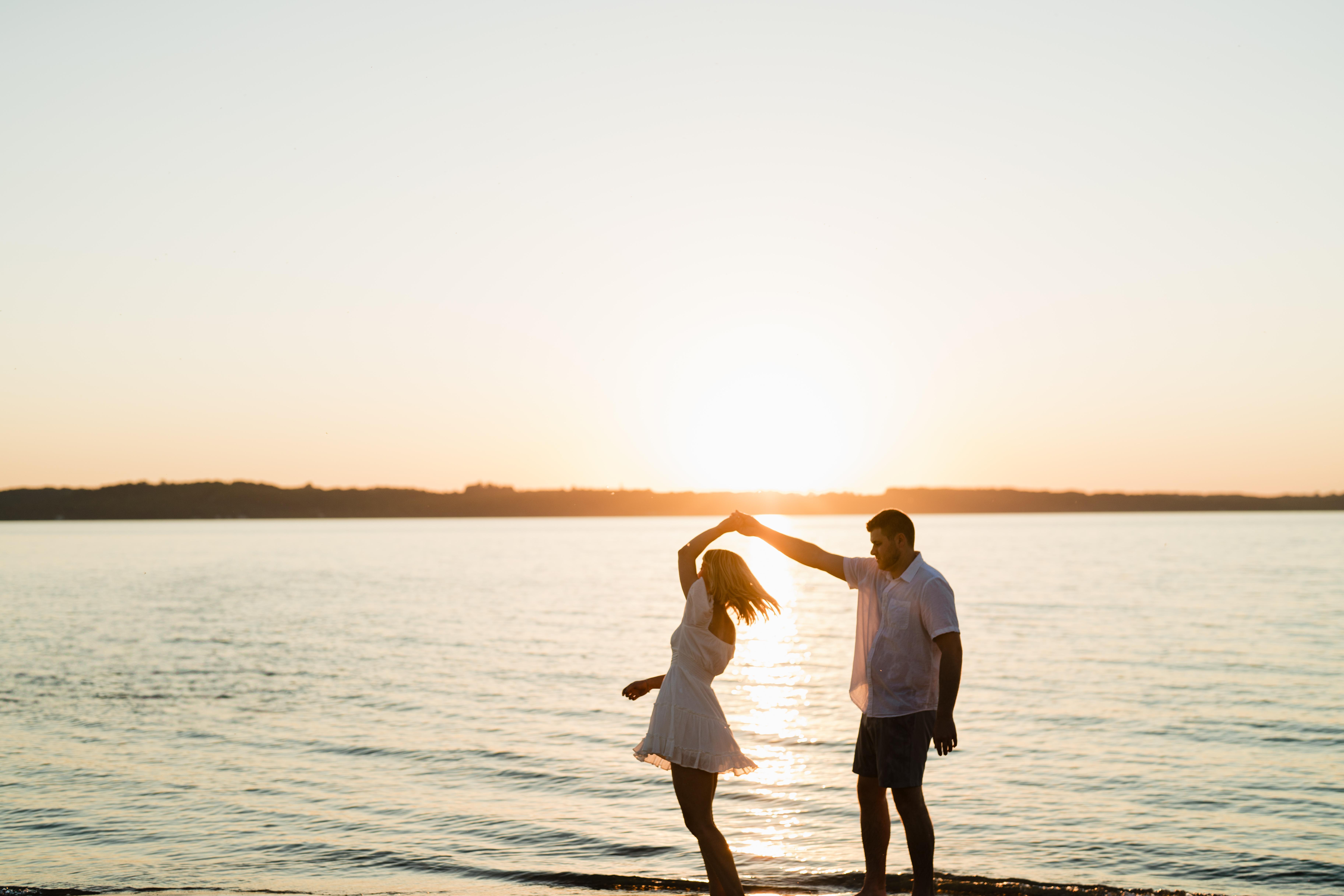 The Wedding Website of Dakota DeWeese and Brady Ray