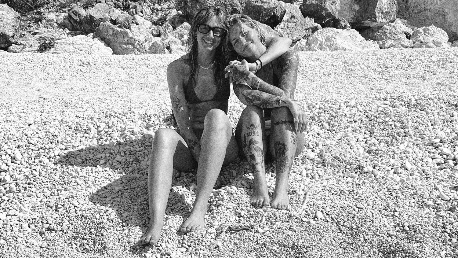 The Wedding Website of Robyn Gunn and Abi Robinson
